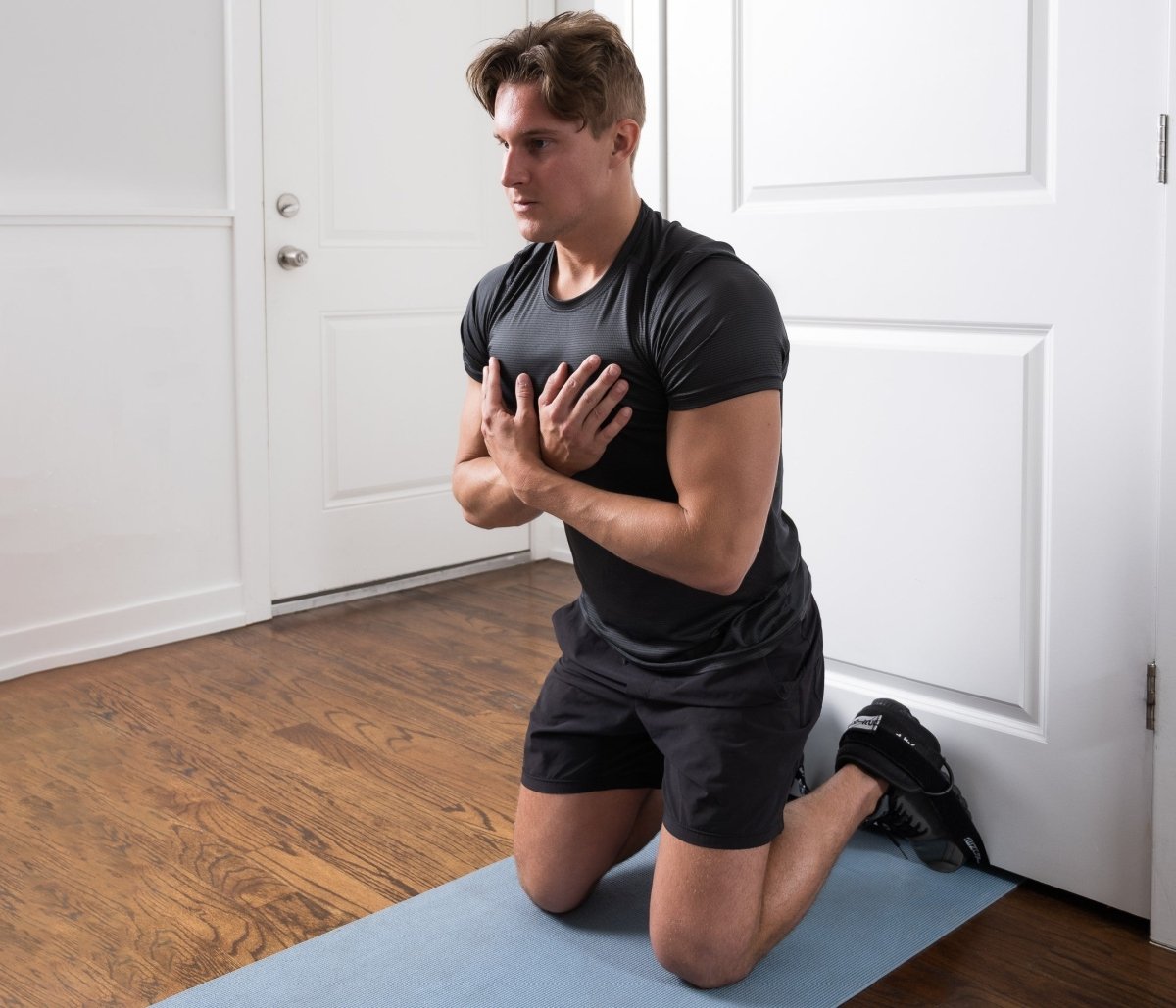 Hvorfor du burde legge til øvelsen Nordic Hamstring Curl i din treningsplan - Vikingstrength Norge